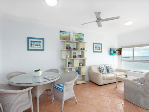 Avalon 1 - Whitsundays Accommodation 2