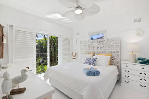 Avalon Beach Cottage, Private, 150m To The Beach! - Whitsundays Accommodation 2