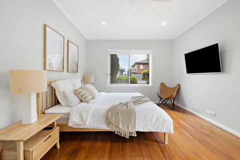 Avenue Delight - Whitsundays Accommodation 0