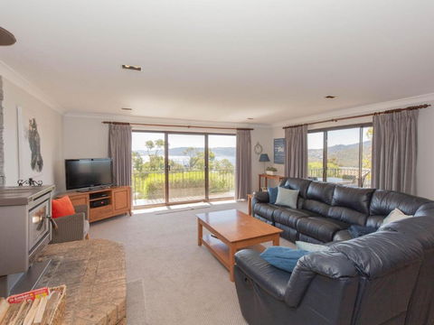 Aviemore 4 14 Cobbodah Street - Whitsundays Accommodation 1