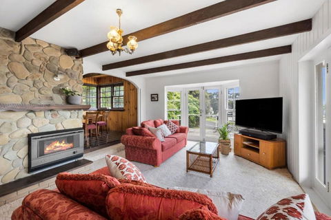 Avonlea - Whitsundays Accommodation 2