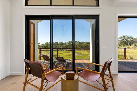 Awakening Broadbeach - Wifi, Linen - Whitsundays Accommodation 4