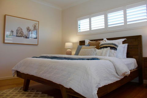 Ayada Villa - Pet Friendly - 1 Min To Beach - Whitsundays Accommodation 3