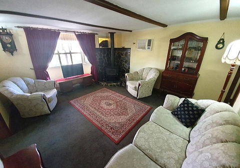 Ayers Burra - Historical 1851 Cottage - Whitsundays Accommodation 0