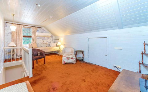 Azile 1875 Heritage Victorian Duplex - Whitsundays Accommodation 2