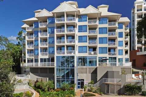 At Whitsunday Vista Holiday Apartments - Whitsundays Accommodation 0
