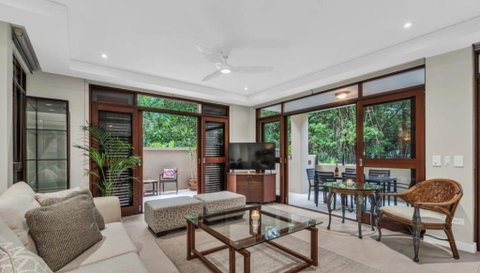BAHAMA At Temple Tranquility - Whitsundays Accommodation 3