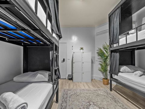 AZZURRO POD HOTEL Darling Harbour- Near ICC - Whitsundays Accommodation 1