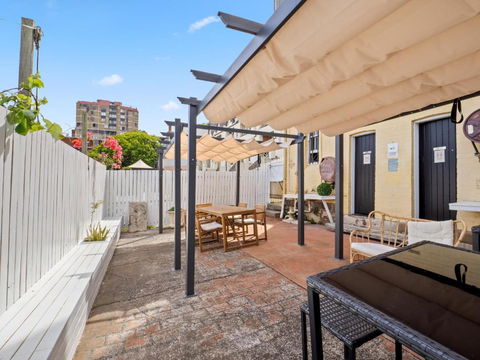 AZZURO POD HOTEL - Potts Point - Whitsundays Accommodation 2