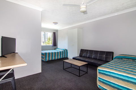Burleigh Gold Coast Motel - Whitsundays Accommodation 17
