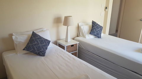 Mykonos Apartments - Whitsundays Accommodation 4