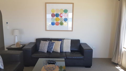 Mykonos Apartments - Whitsundays Accommodation 9