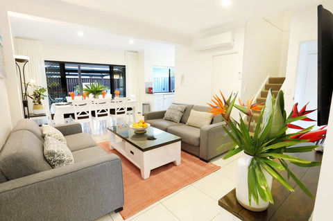 Lotus Retreat - Whitsundays Accommodation 0