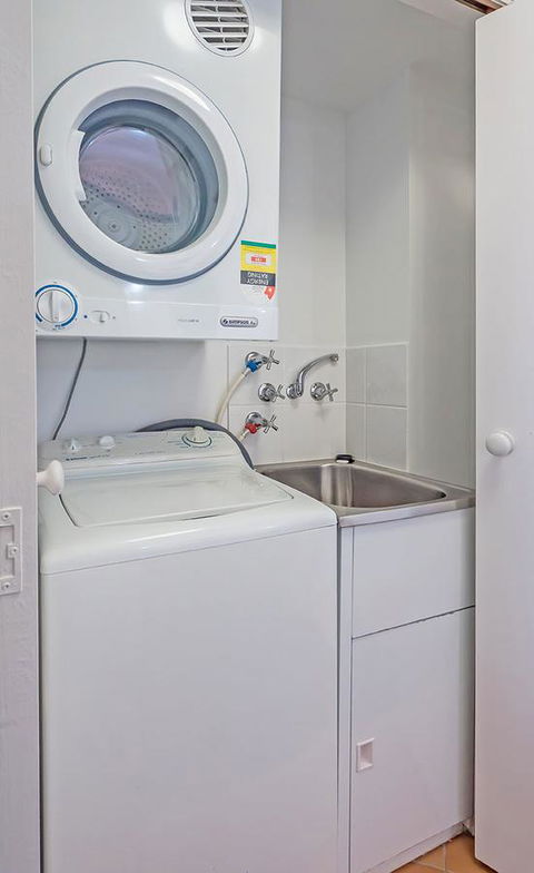 Burleigh On The Beach - Whitsundays Accommodation 20