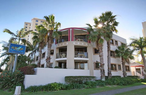 Burleigh On The Beach - Whitsundays Accommodation 28