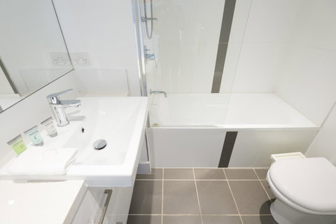 Eastwood Apartments - Whitsundays Accommodation 33