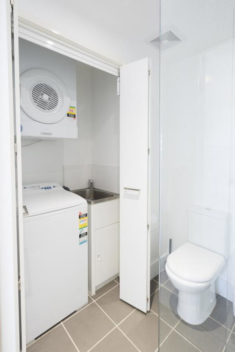 Eastwood Apartments - Whitsundays Accommodation 26