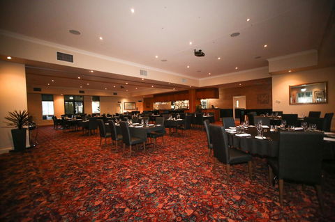 Roma Explorers Inn - Whitsundays Accommodation 17