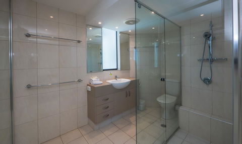 Carrington Court - Whitsundays Accommodation 17