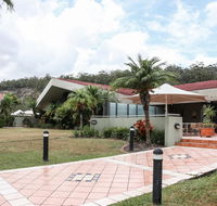 Salisbury Hotel Motel - Whitsundays Accommodation