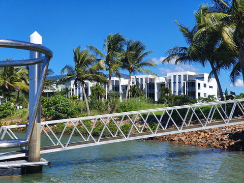 Hinchinbrook Holiday Apartments - Whitsundays Accommodation 30