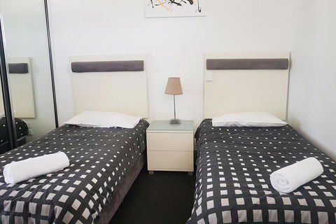 Hinchinbrook Holiday Apartments - Whitsundays Accommodation 12