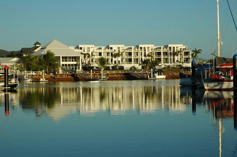 Hinchinbrook Holiday Apartments - Whitsundays Accommodation 28