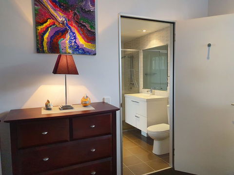 Hinchinbrook Holiday Apartments - Whitsundays Accommodation 16