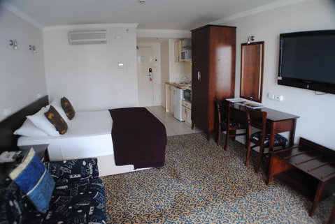 Astor Metropole Hotel - Whitsundays Accommodation 17