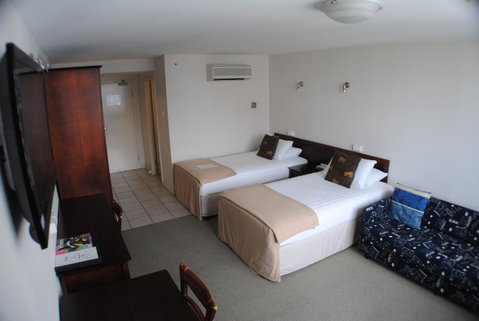 Astor Metropole Hotel - Whitsundays Accommodation 8