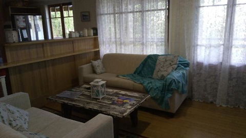 Boonah Cottage - Whitsundays Accommodation 3
