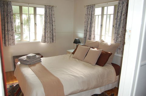 Boonah Cottage - Whitsundays Accommodation 6