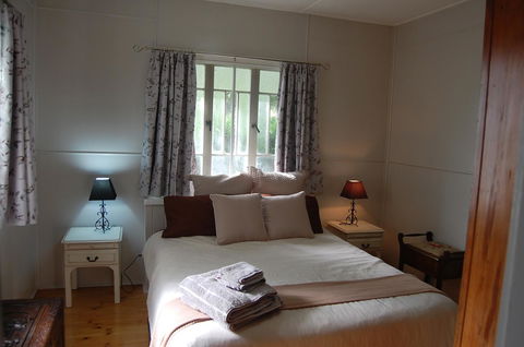 Boonah Cottage - Whitsundays Accommodation 7