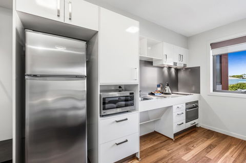 Essence Apartments Chermside - Whitsundays Accommodation 7