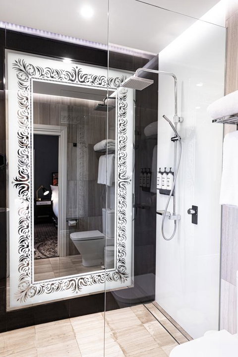 The Inchcolm - Whitsundays Accommodation 23