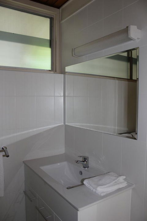 Arcadia Village Motel - Whitsundays Accommodation 6