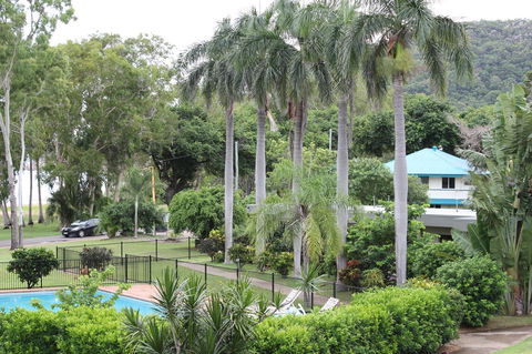 Arcadia Village Motel - Whitsundays Accommodation 17