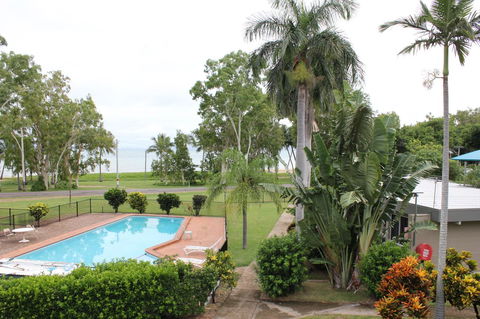 Arcadia Village Motel - Whitsundays Accommodation 14