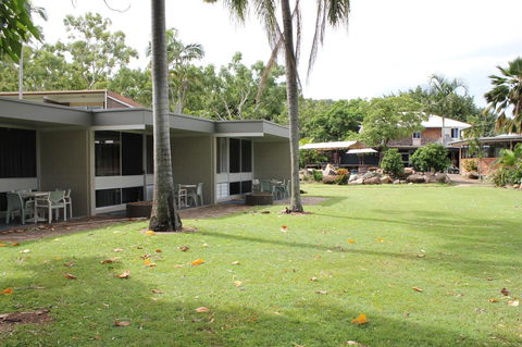 Arcadia Village Motel - Whitsundays Accommodation 7