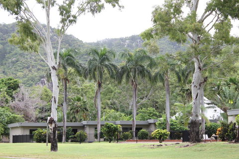 Arcadia Village Motel - Whitsundays Accommodation 11