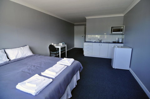 Bribie Island Square - Whitsundays Accommodation 0