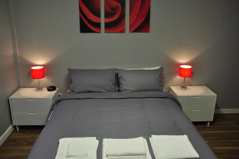 Bribie Island Square - Whitsundays Accommodation 1