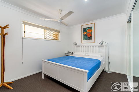 Immaculate Spacious Second Floor Unit Overlooking Pristine Parklands - Whitsundays Accommodation 8