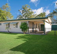 Lowset pet friendly cottage - Sunset Ave Bongaree - Whitsundays Accommodation