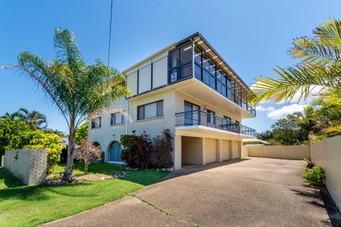 Spacious Unit Overlooking Moreton Bay - Boyd St, Woorim - Whitsundays Accommodation 6