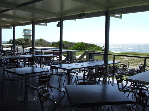 Spacious Unit Overlooking Moreton Bay - Boyd St, Woorim - Whitsundays Accommodation 10