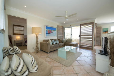 Samarinda Jewel By The Sea - Whitsundays Accommodation 2