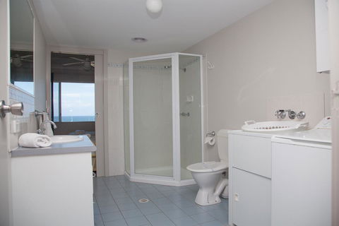 Samarinda Jewel By The Sea - Whitsundays Accommodation 5