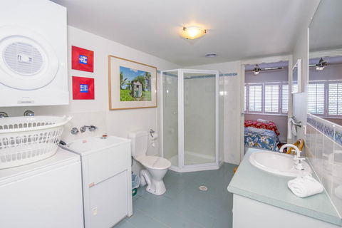 Samarinda Jewel By The Sea - Whitsundays Accommodation 3
