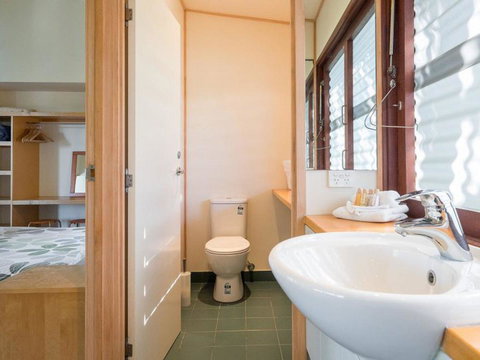 Laguna House - Whitsundays Accommodation 10